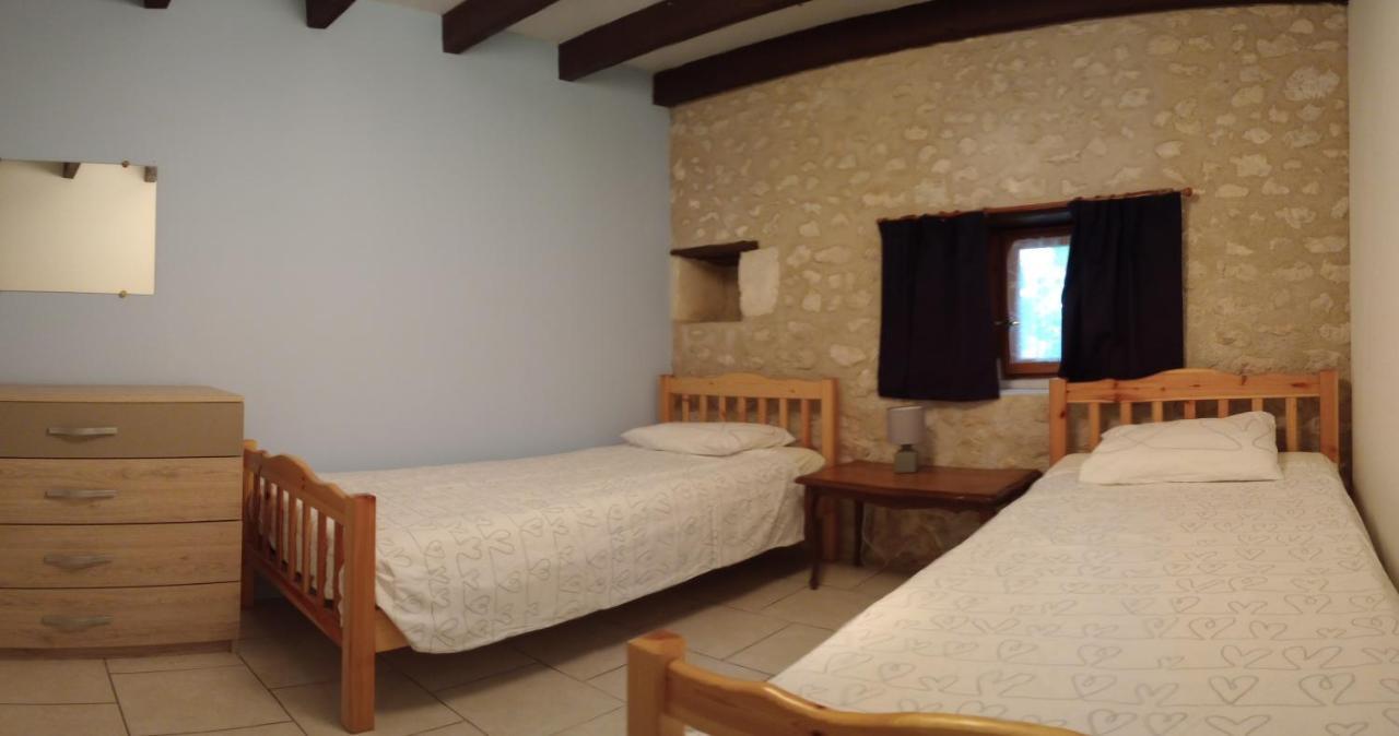 Willa La Tranquillite, Le Repos Nanteuil-Auriac-de-Bourzac Zewnętrze zdjęcie